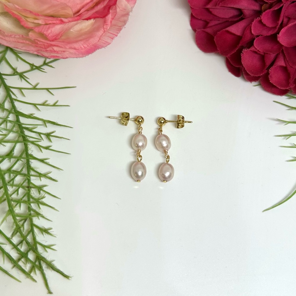 NEW⚜️Baroque Freshwater Pearl Hand Linked Dangly Earrings